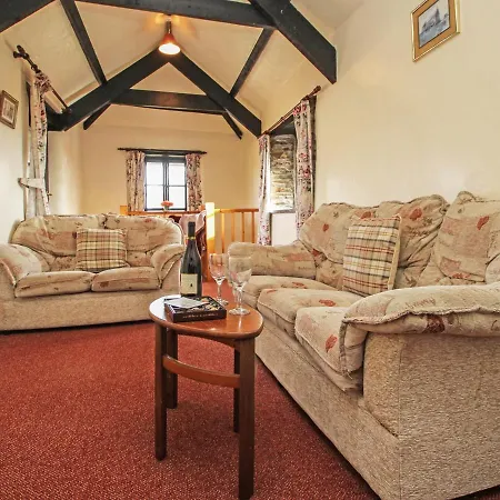 The Corn Store, Holiday home
